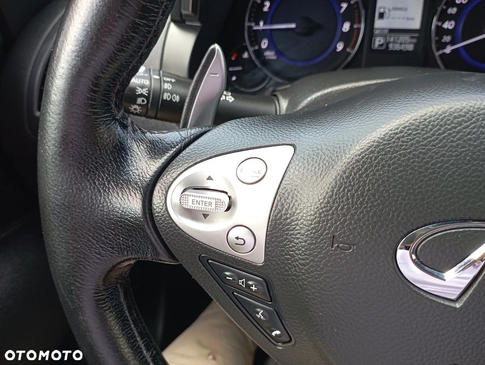 Infiniti QX70 3.7 S Premium EU6 - 16