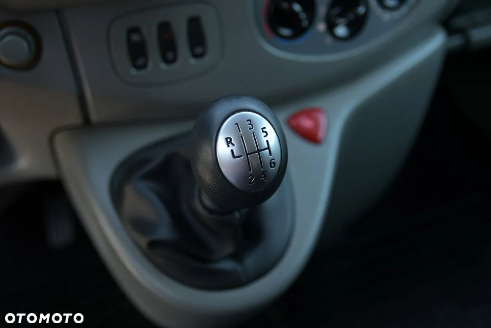 Opel Vivaro Tour Cosmo L1H1 - 29