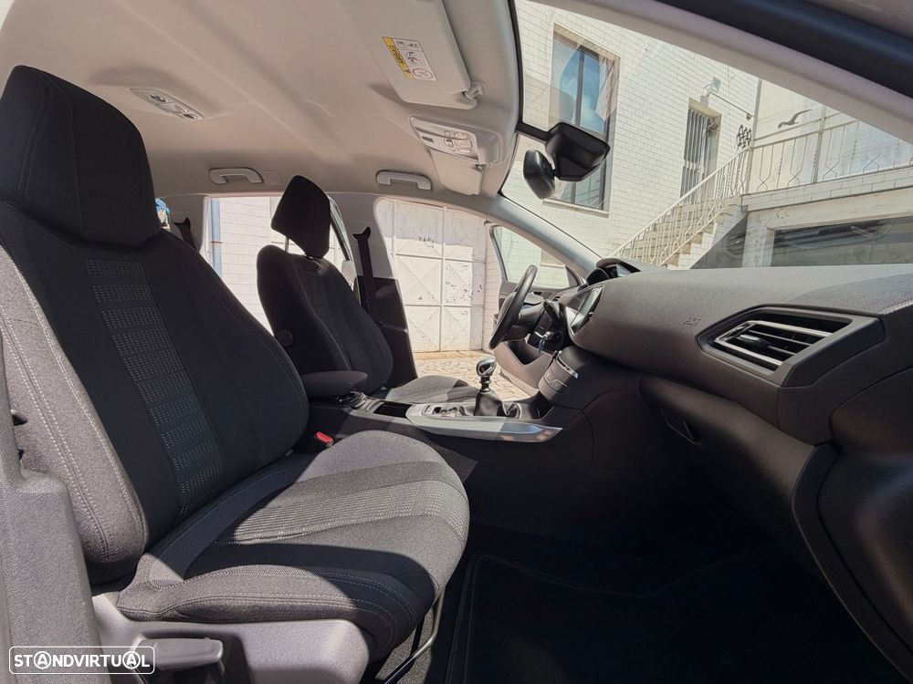 Peugeot 308 SW 1.2 PureTech Allure - 7