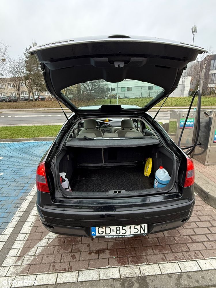 Citroën C5 II 1.8i 16V SX - 11