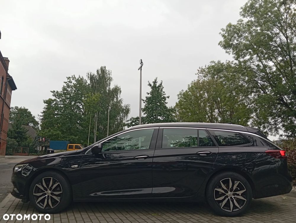 Opel Insignia Sports Tourer 2.0 Diesel 4x4 Business Innovation - 4