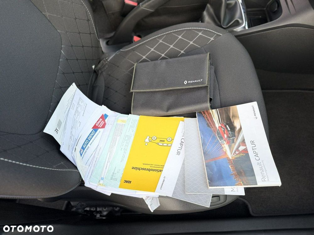 Renault Captur - 40