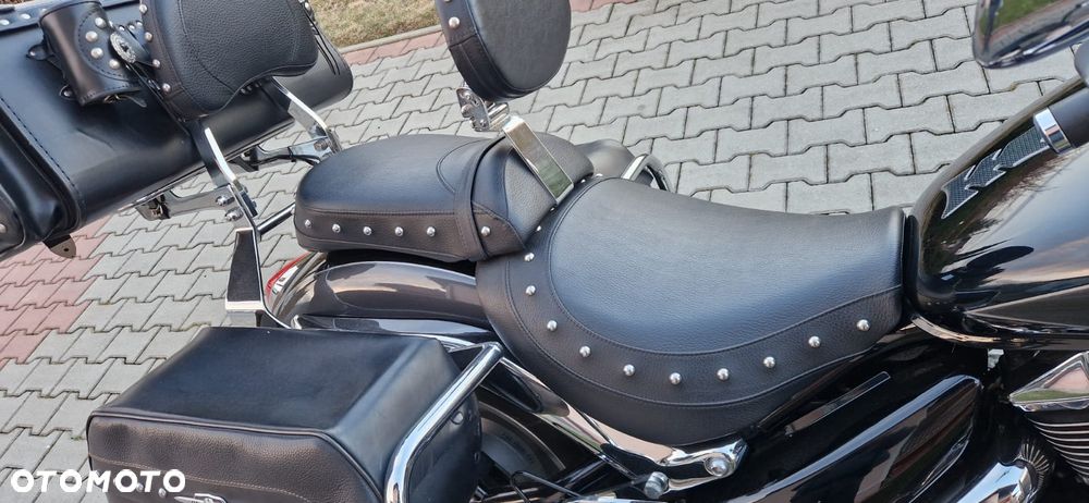 Suzuki Boulevard - 14