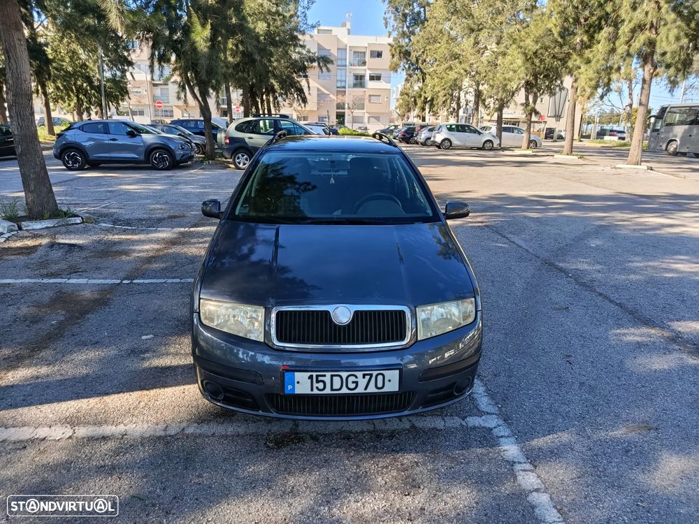 Skoda Fabia Break 1.2 Active - 3