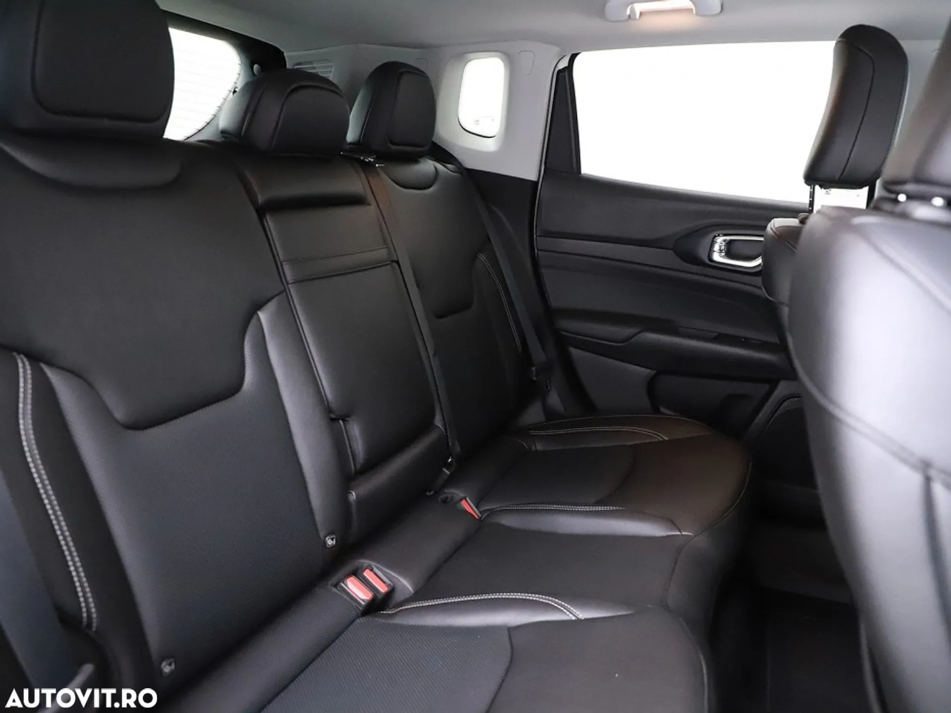 Jeep Compass - 5