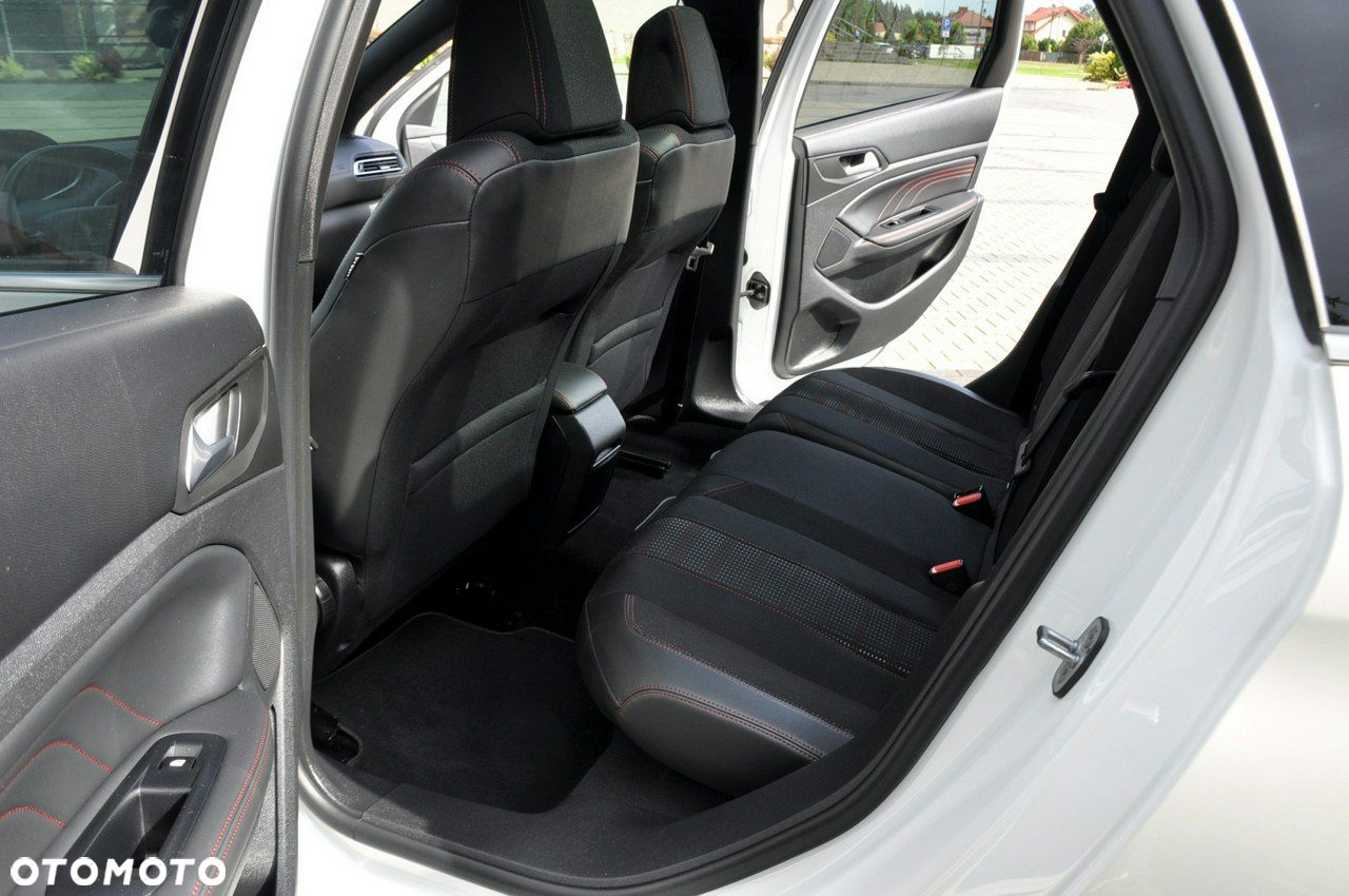Peugeot 308 - 22