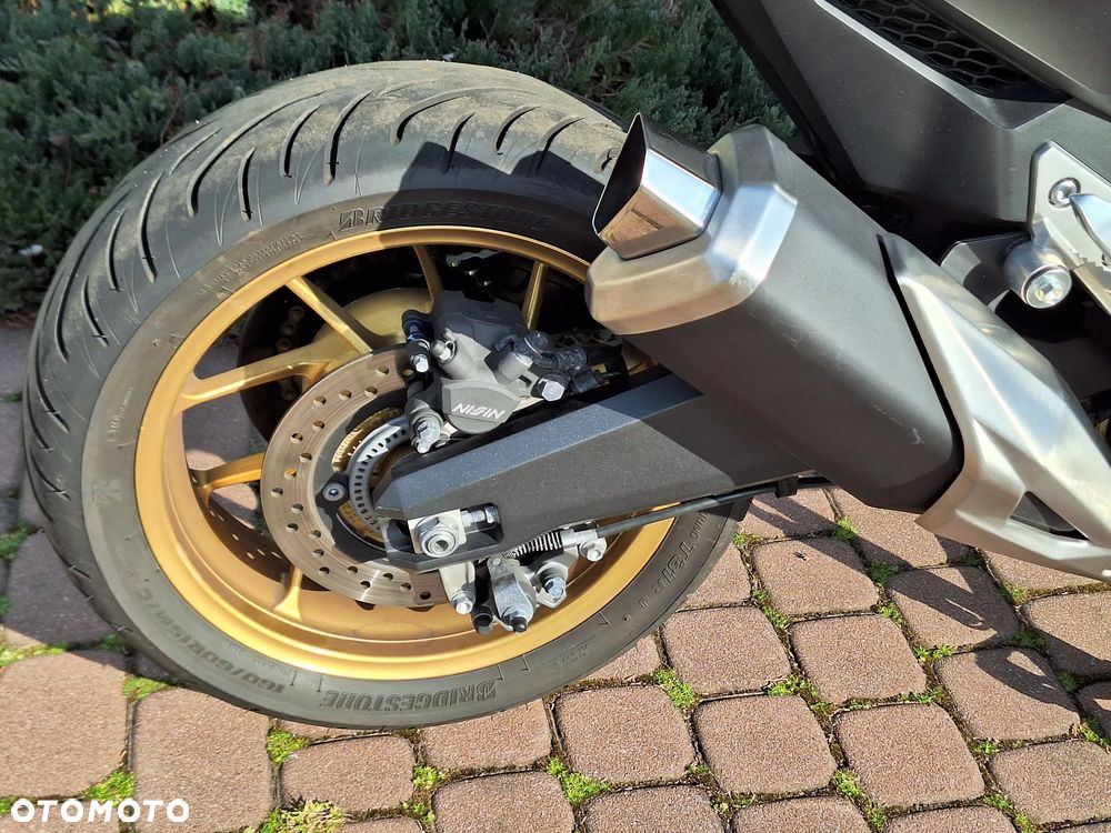Honda NSS - 4