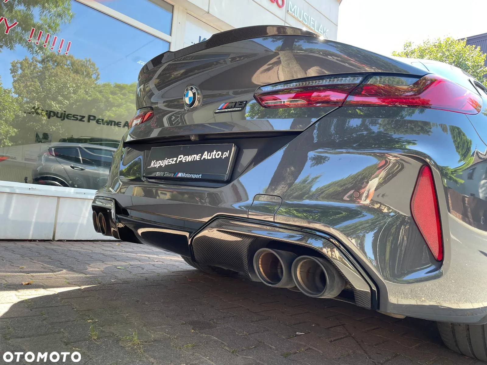 BMW M8 Competition - 3