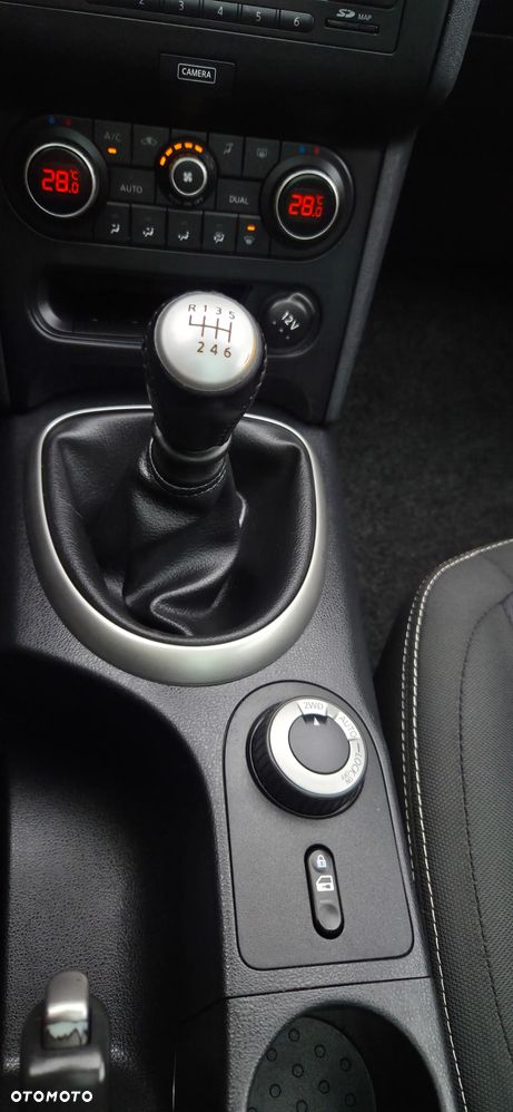 Nissan Qashqai 1.6 dCi 4 x 4 DPF Start/Stop tekna - 30