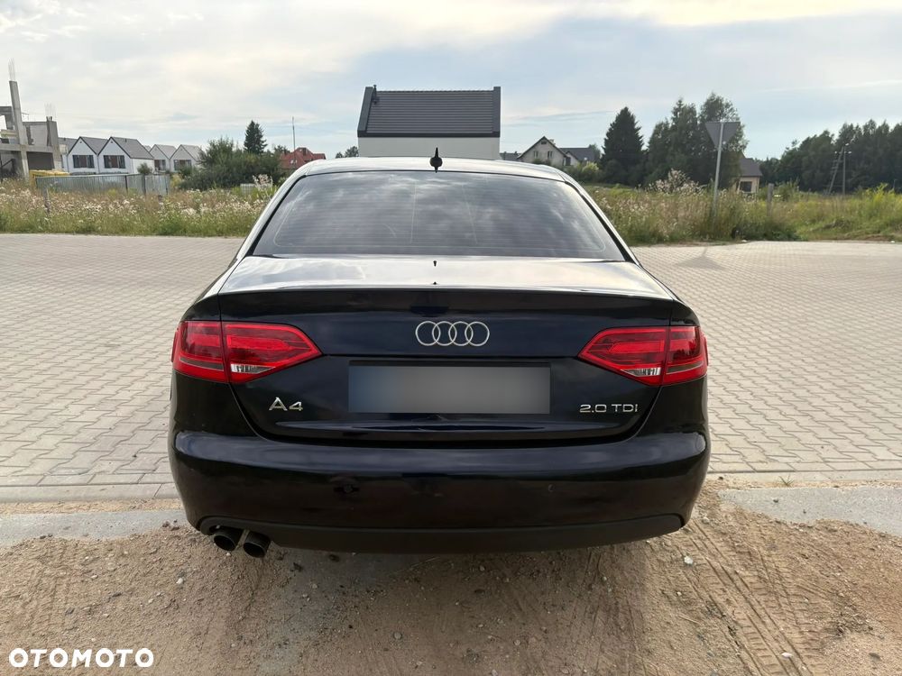 Audi A4 Avant 2.0 TDI - 4
