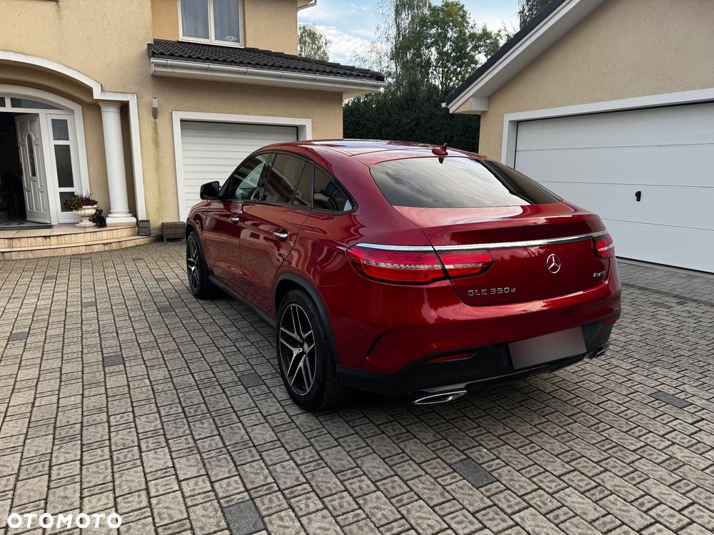 Mercedes-Benz GLE 350 d 4-Matic - 4