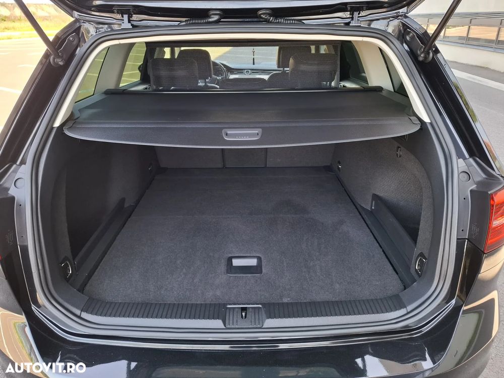 Volkswagen Passat 2.0 TDI DSG (BlueMotion Technology) Highline - 13
