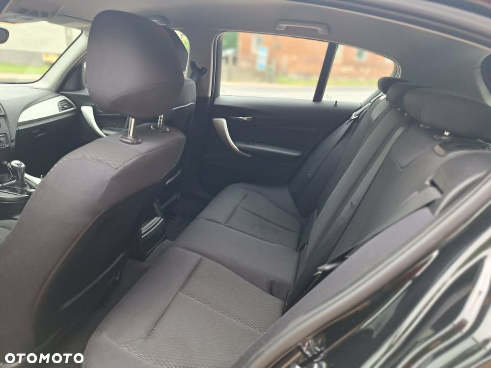 BMW Seria 1 116d DPF - 12