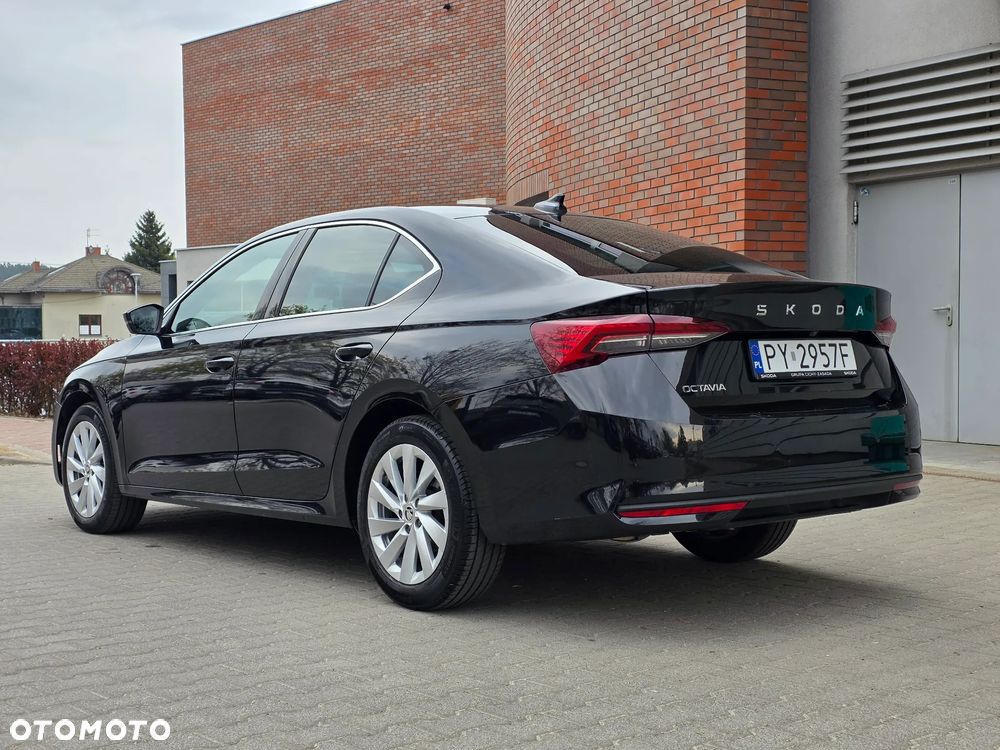 Skoda Octavia 1.5 TSI mHEV Business DSG - 7