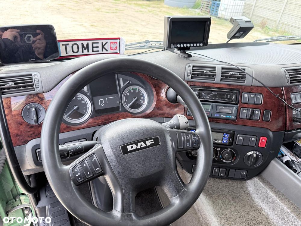 DAF CF 330 - 13