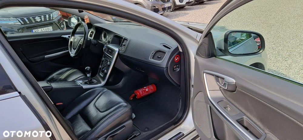 Volvo V60 - 29