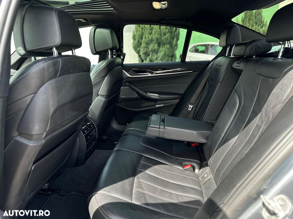 BMW Seria 5 530d xDrive Aut. Sport Line - 22