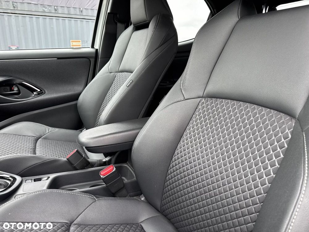 Toyota Yaris - 16