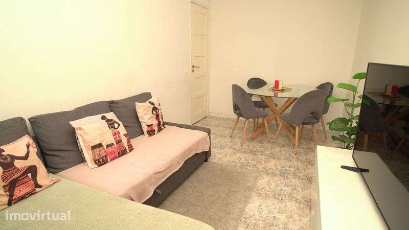 Vende-se Apartamento T2 Venda Nova - Grande imagem: 5/9