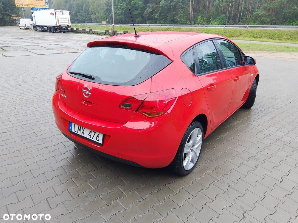 Opel Astra 1.6 Active - 10
