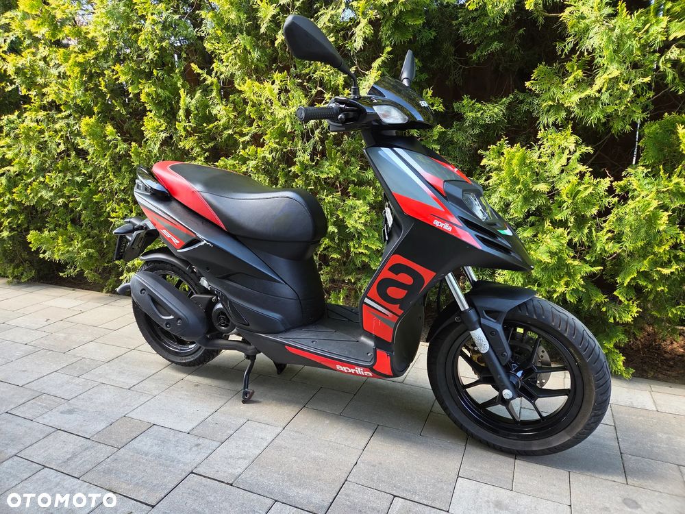 Aprilia SR - 1
