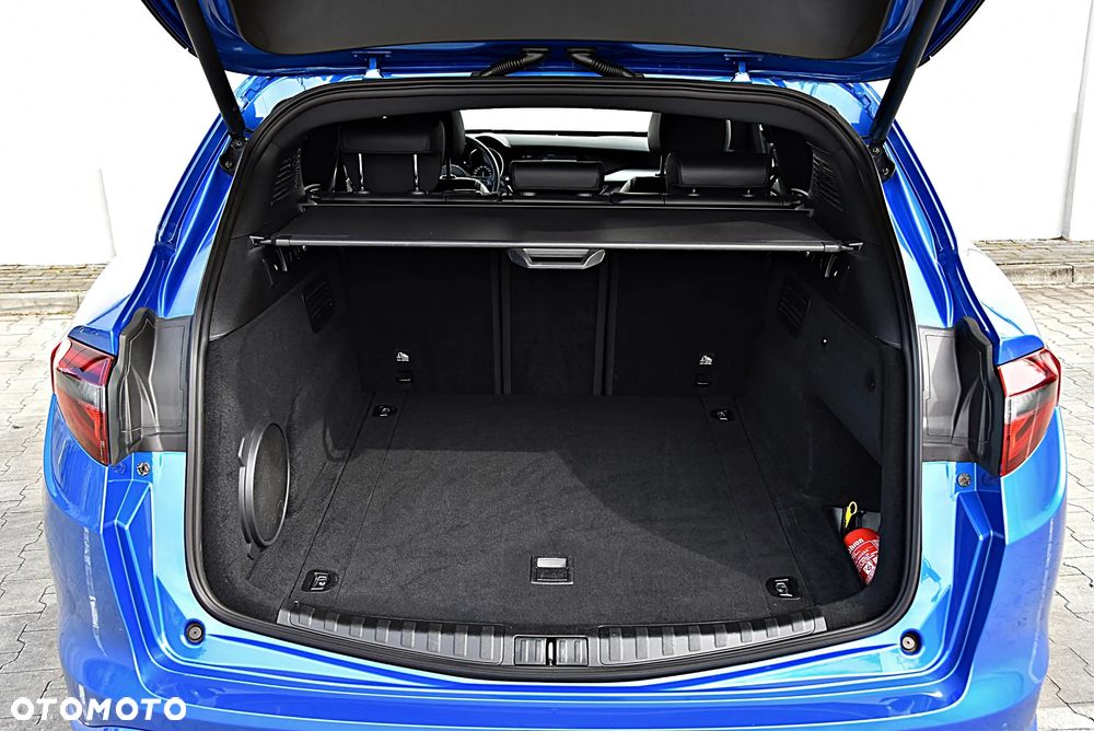 Alfa Romeo Stelvio 2.0 Turbo Veloce Q4 - 12