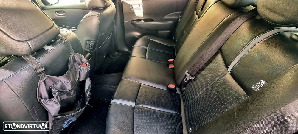 Nissan Leaf Tekna ProPilot Park - 14