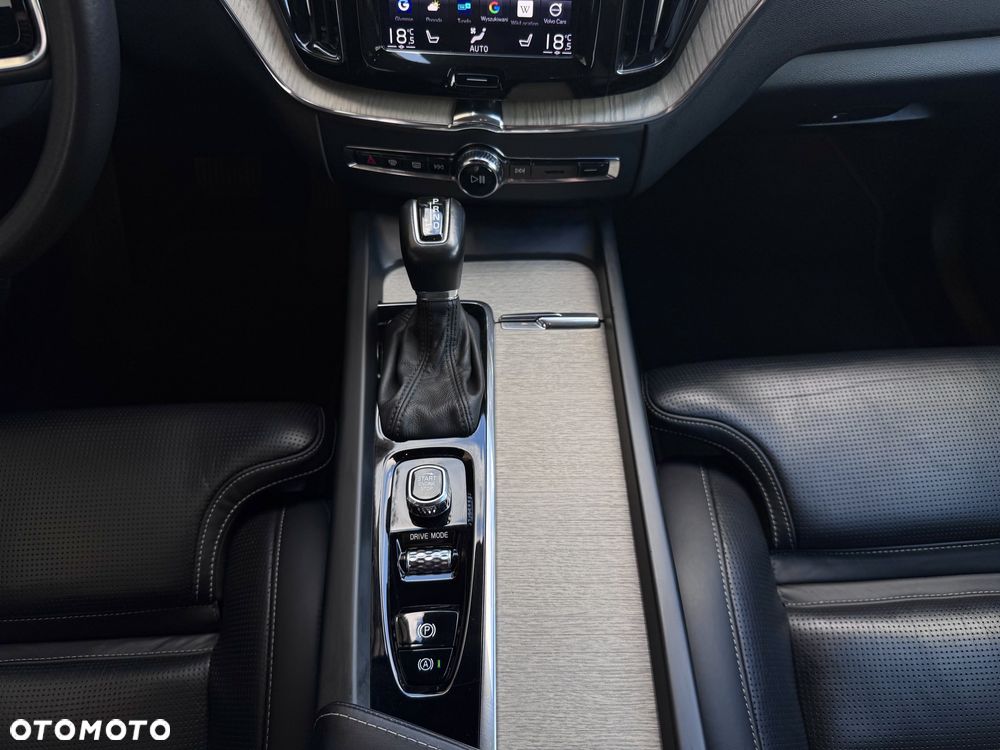 Volvo XC 60 T4 Inscription - 34