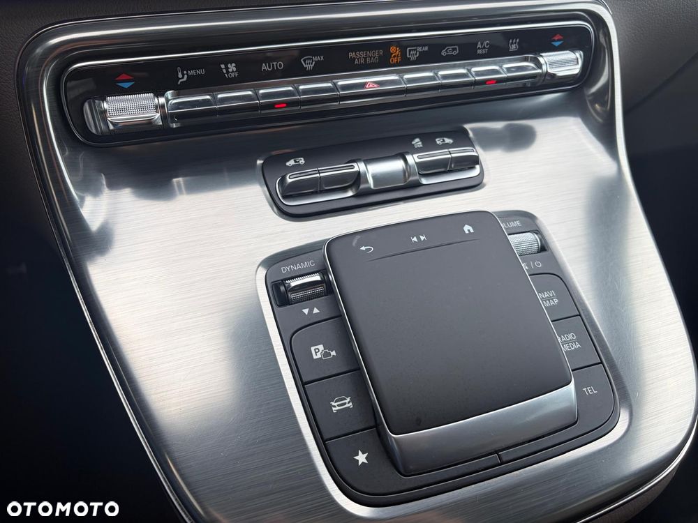 Mercedes-Benz Klasa V 2025