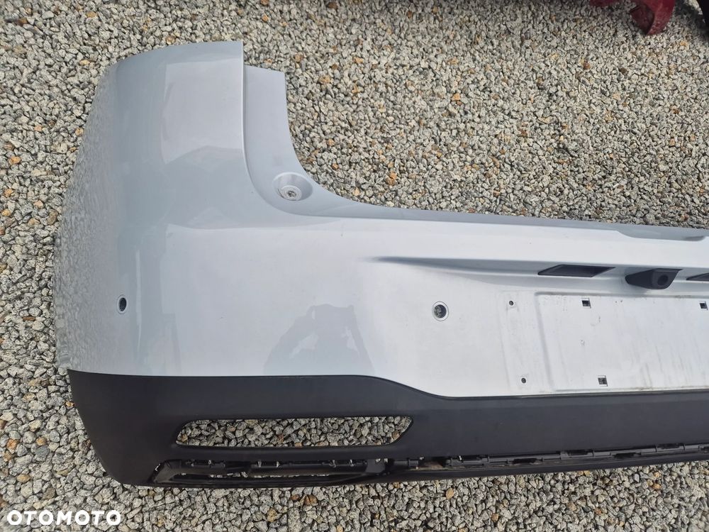 Leapmotor B-10 zderzak tylny. - 2