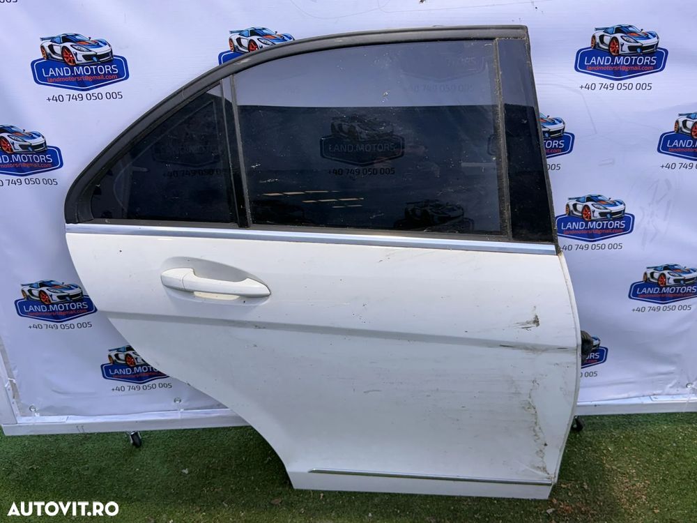 USA PORTIERA SPATE DREAPTA MERCEDES BENZ C250 W204 C-Class 2011 2.1 DIESEL COD OEM A2047300205 / BERLINA (Sedan) 2007-2015 - 1