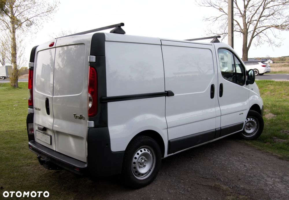 Renault Trafic - 13