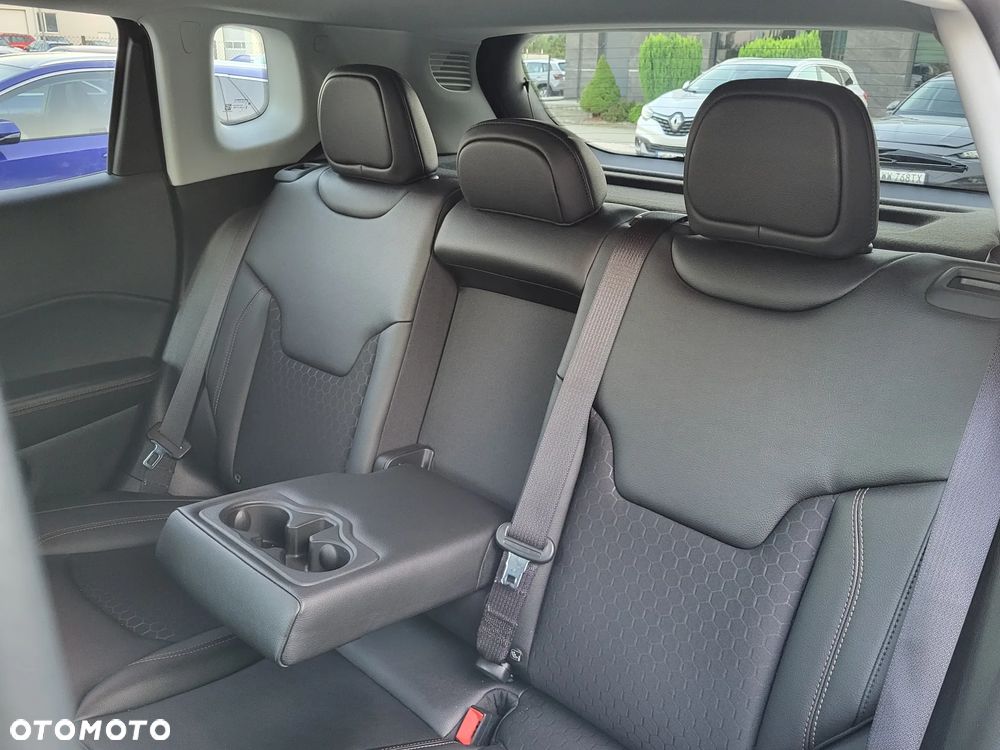 Jeep Compass 1.3 TMair Limited FWD S&S DDCT - 12