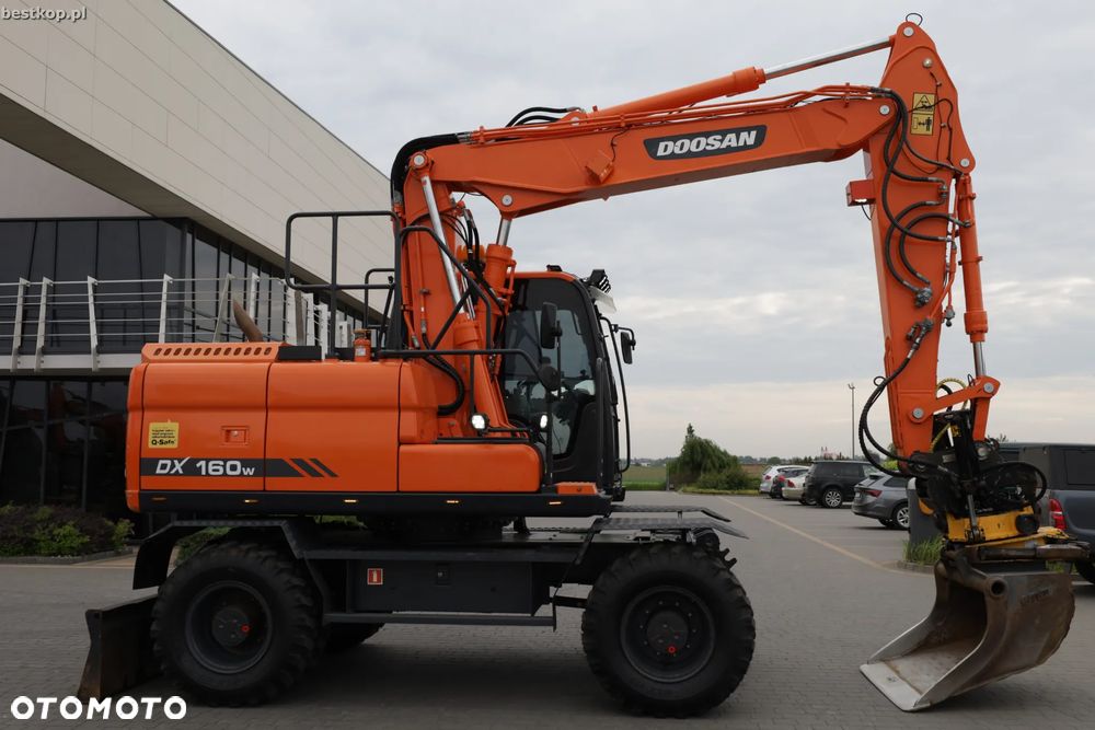 Doosan DX160W-3 - 3