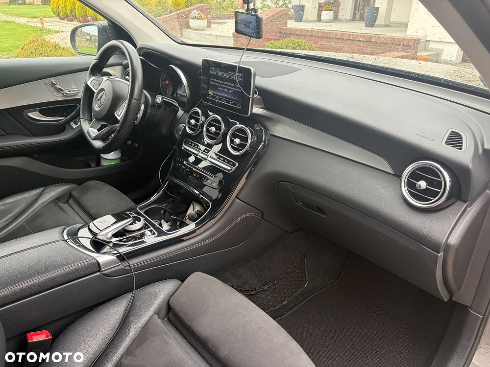 Mercedes-Benz GLC 220 d 4-Matic - 8