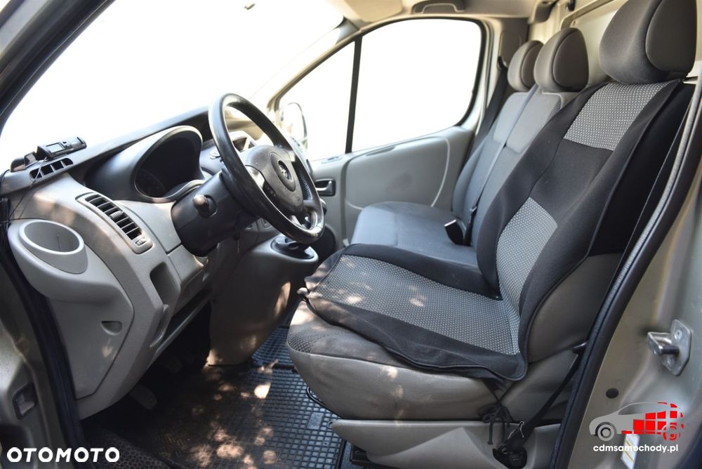 Opel Vivaro - 16