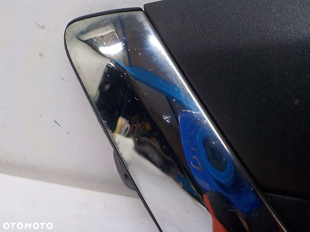 ASTRA J IV LIFT KIERUNKOWSKAZ PRAWY KRATKA ATRAPA ZDERZAKA PRAWA ZAŚLEPKA - 3