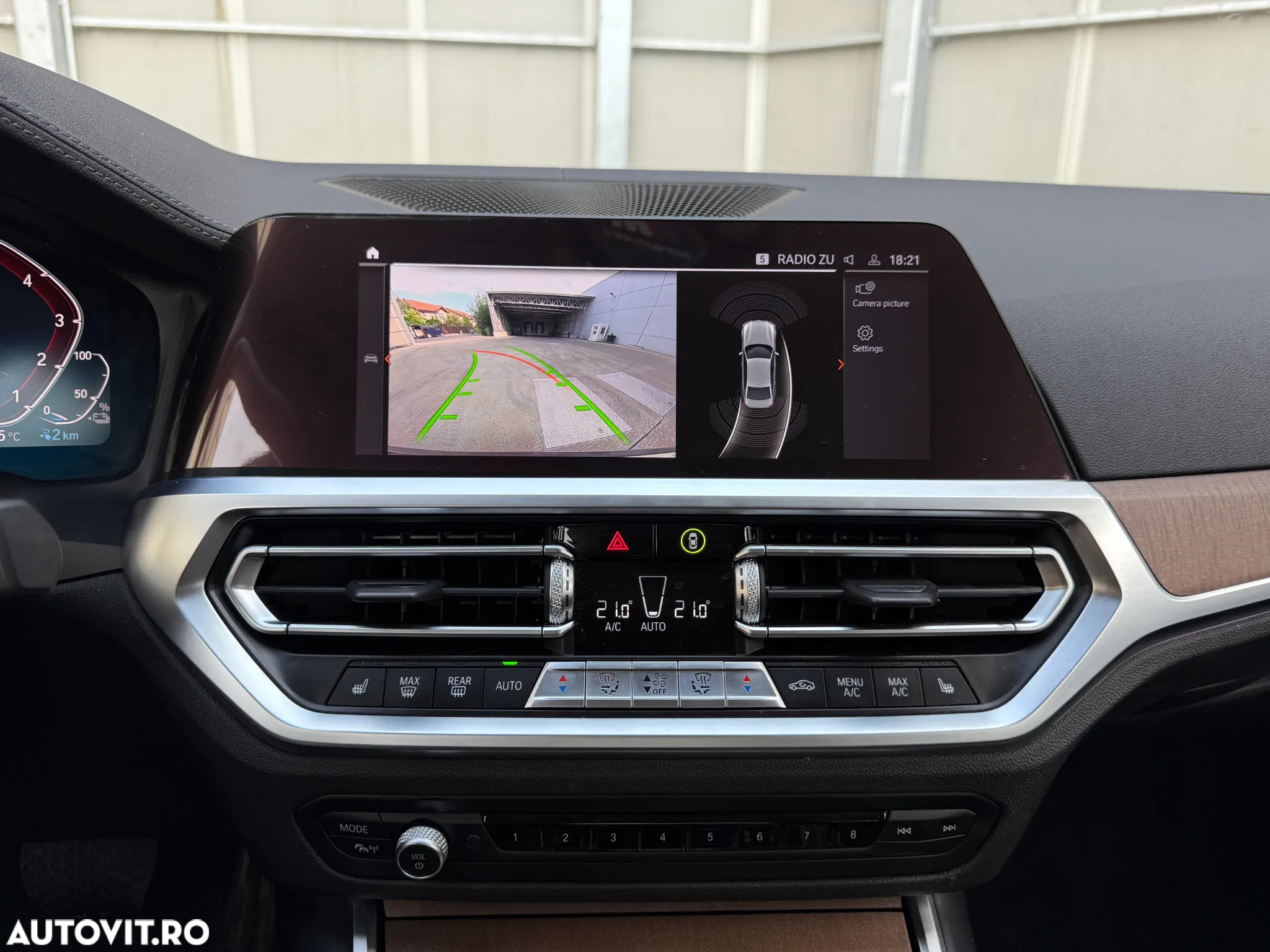 BMW Seria 3 330e AT PHEV - 32