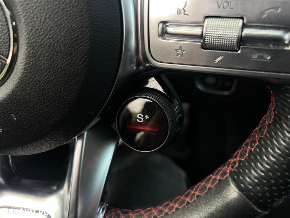 Mercedes-Benz GLE AMG 53 4MATIC+ MHEV - 32