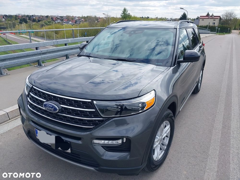 Ford Explorer - 1