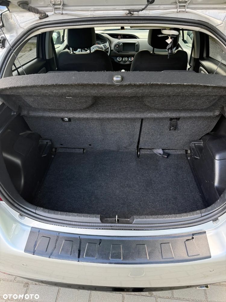 Toyota Yaris 1.4 D-4D Active EU6 - 16