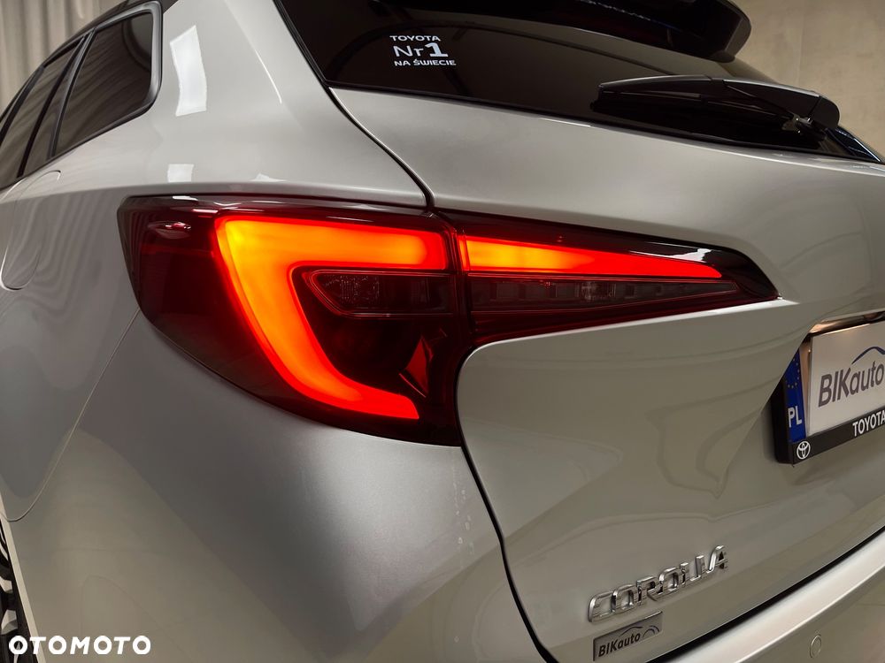 Toyota Corolla 1.8 Hybrid GR Sport Dynamic - 36