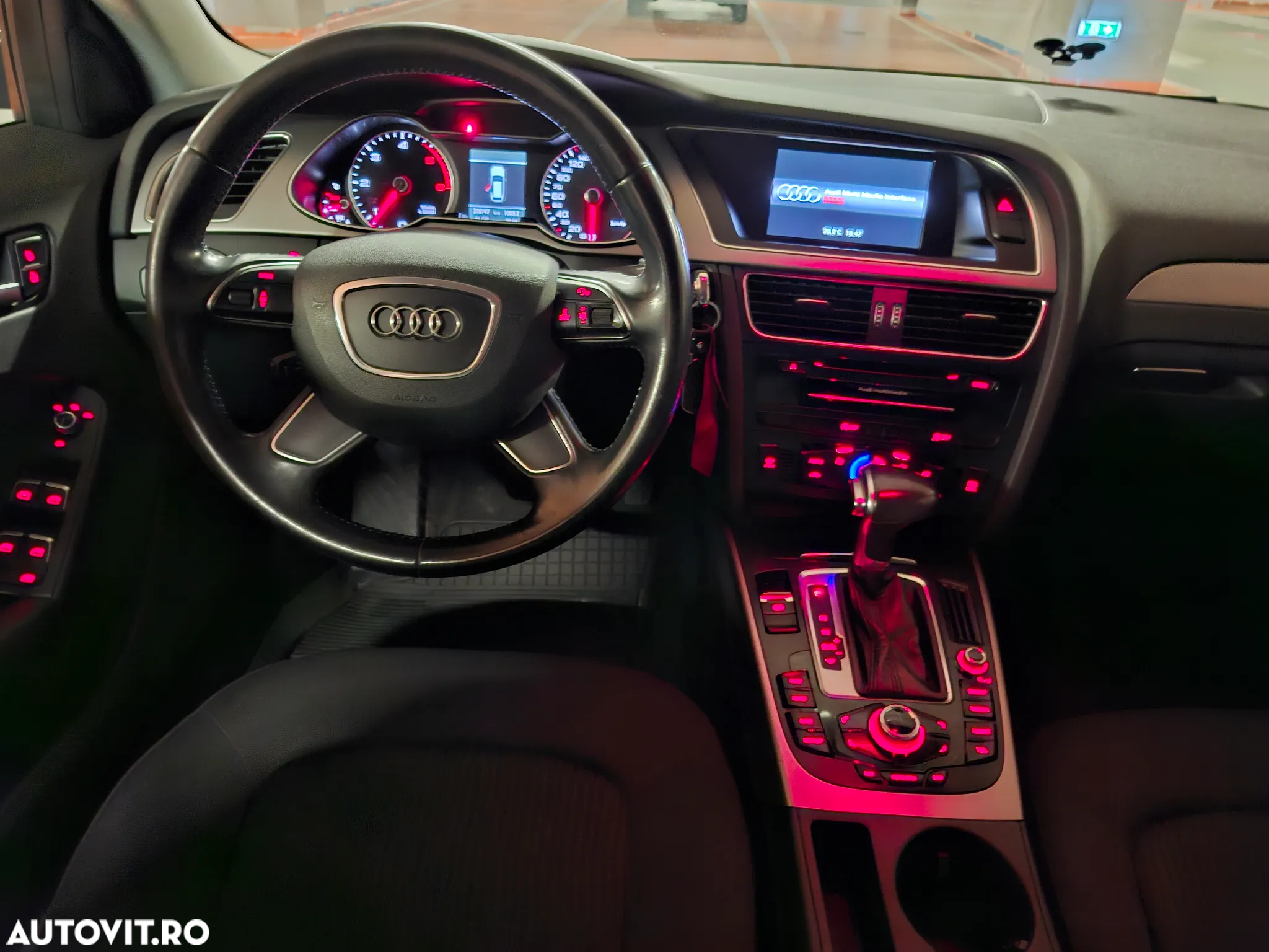 Audi A4 Avant 2.0 TDI DPF multitronic Ambiente - 13