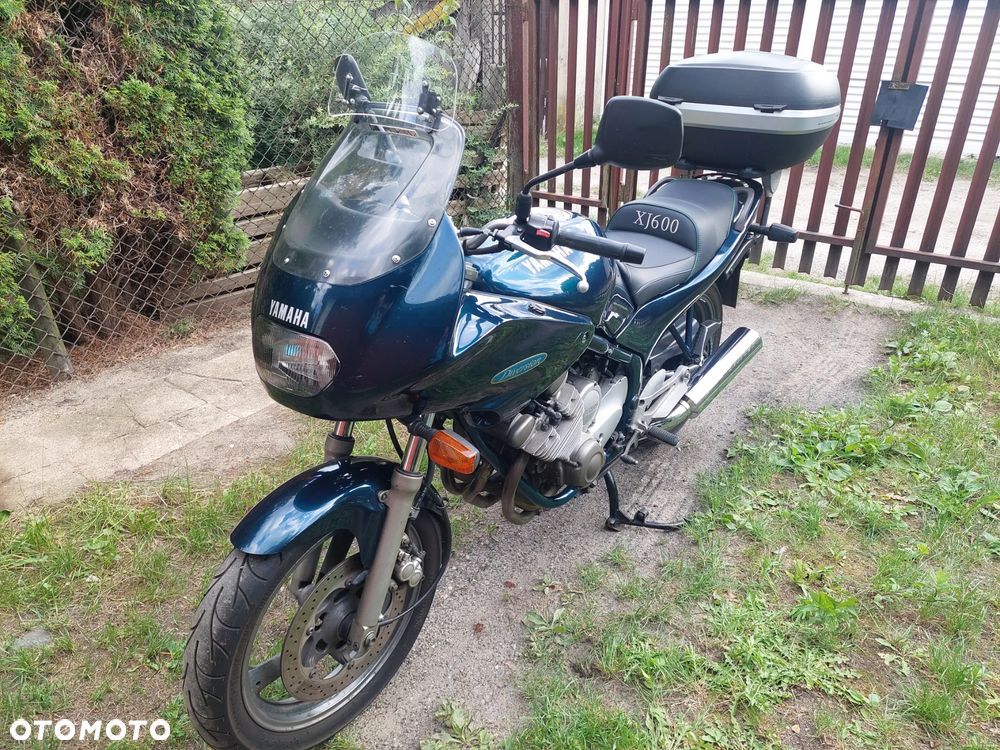 Yamaha XJ - 9