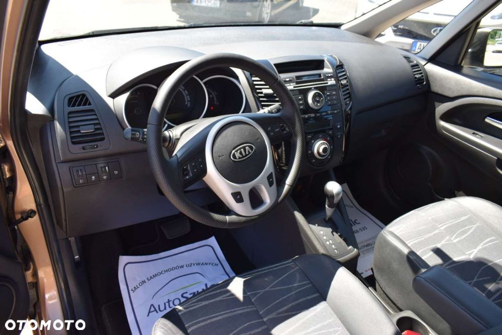 Kia Venga - 16