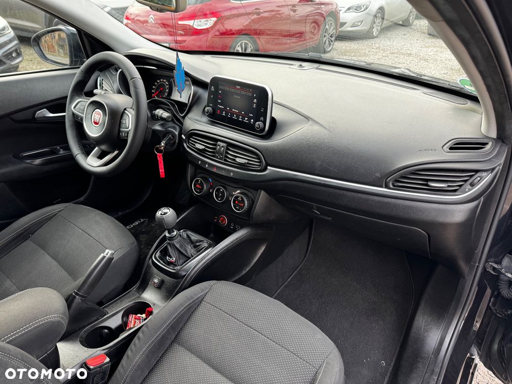 Fiat Tipo 1.4 T-Jet Lounge - 37
