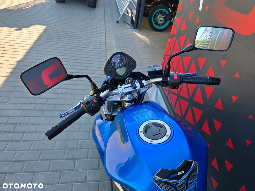 Kawasaki ER - 20