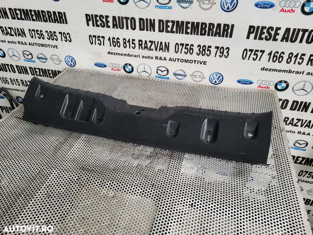 Ornament Fusta Spate Bmw F10 Dezmembrez Bmw F10 F11 LCI M Paket Cod Motor N55B30 3.0 3.5 4.0 Benzin - 2