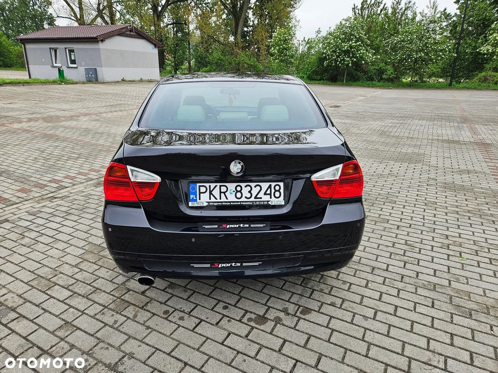 BMW Seria 3 320i - 24