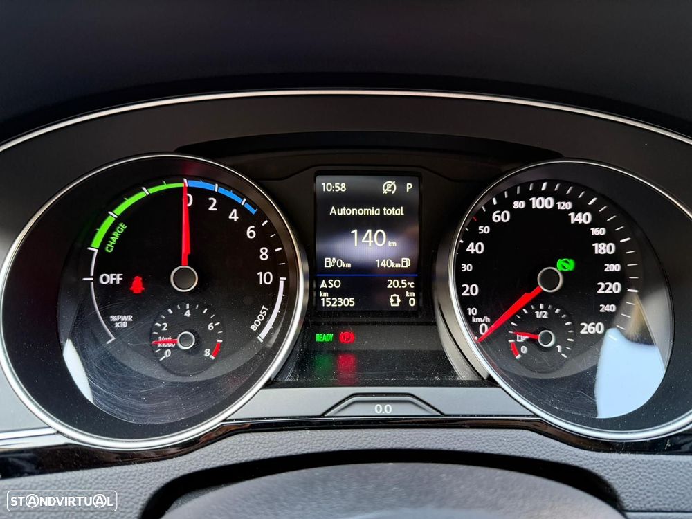 VW Passat - 17